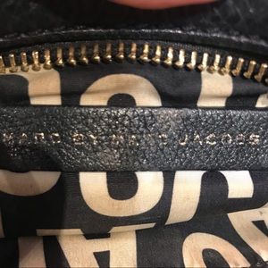 Marc By Marc Jacobs Bags - Marc by Marc Jacobs authentic leather crossbody Marc By Marc Jacobs Bags - Marc by Marc Jacobs authentic leather crossbody